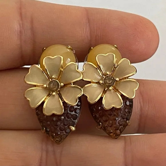 J. Crew molded plastic, rhinestone, enamel flower stud earrings - Picture 2 of 6